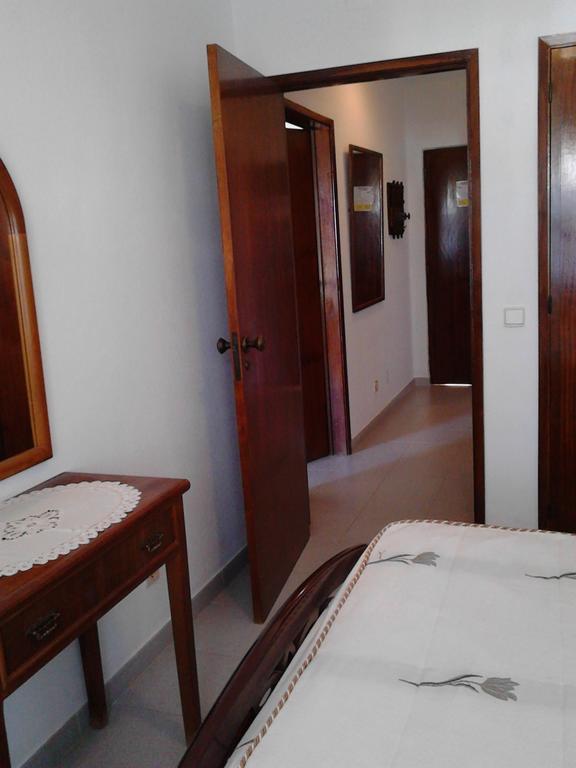 Apartment Colina Do Sol كارفويرو الغرفة الصورة