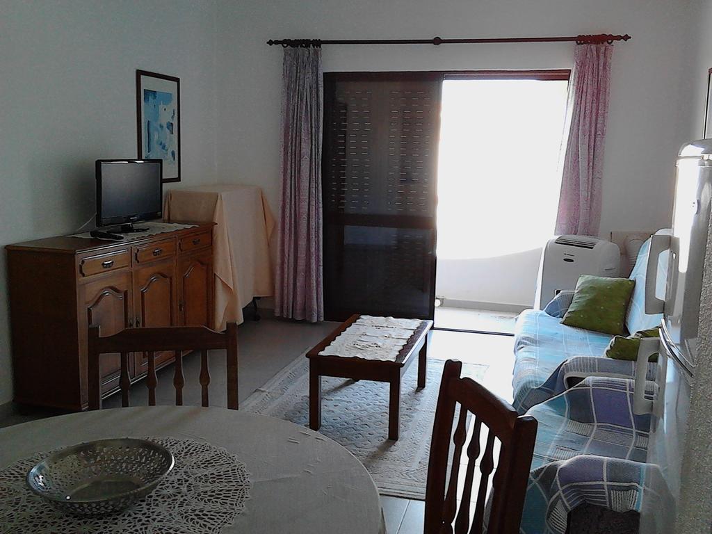 Apartment Colina Do Sol كارفويرو الغرفة الصورة